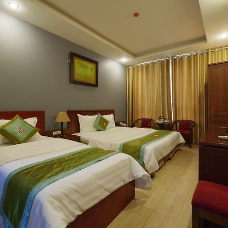 Ngan Ha Hotel Long Bien Ханой Екстериор снимка