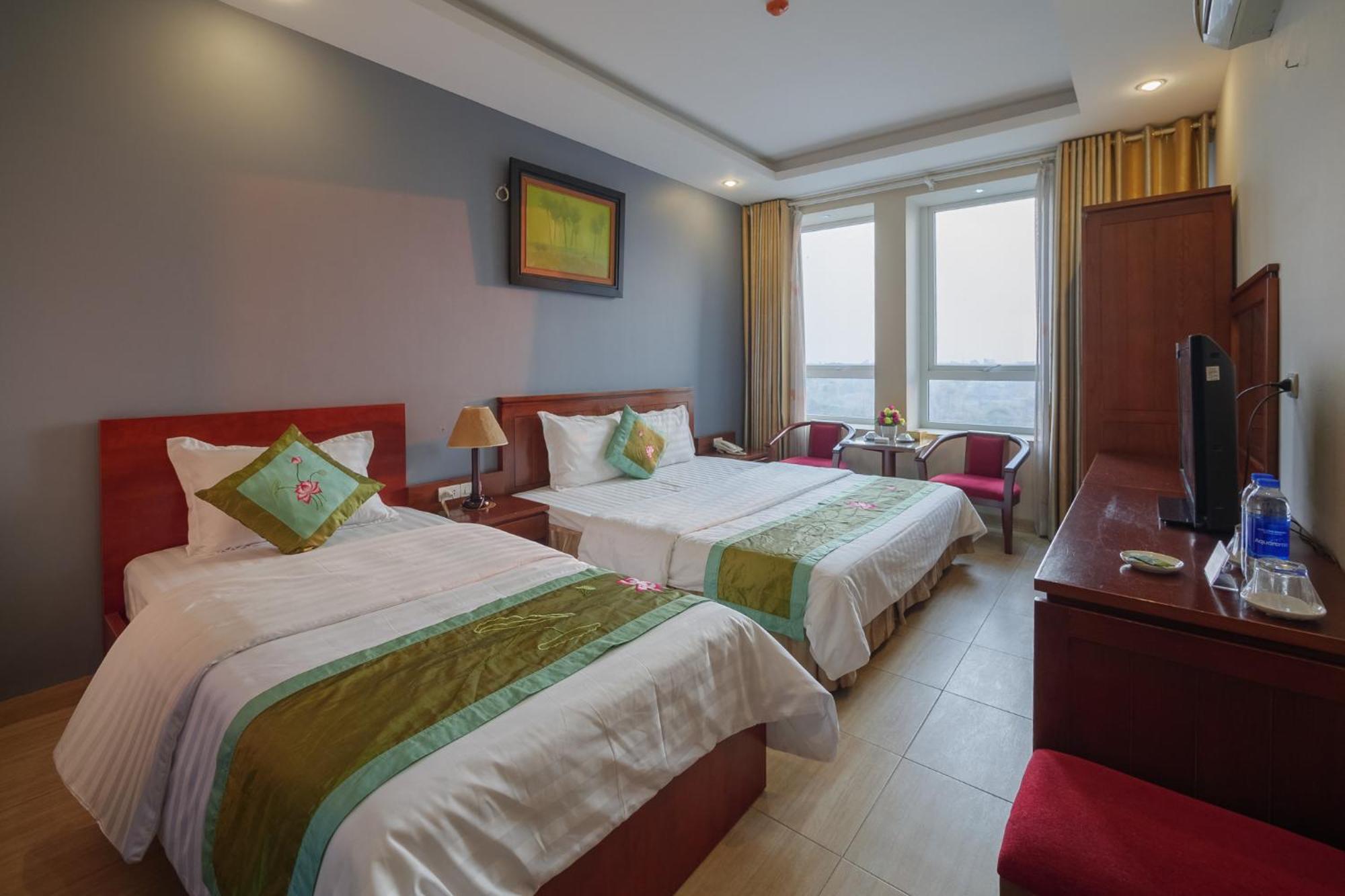 Ngan Ha Hotel Long Bien Ханой Екстериор снимка