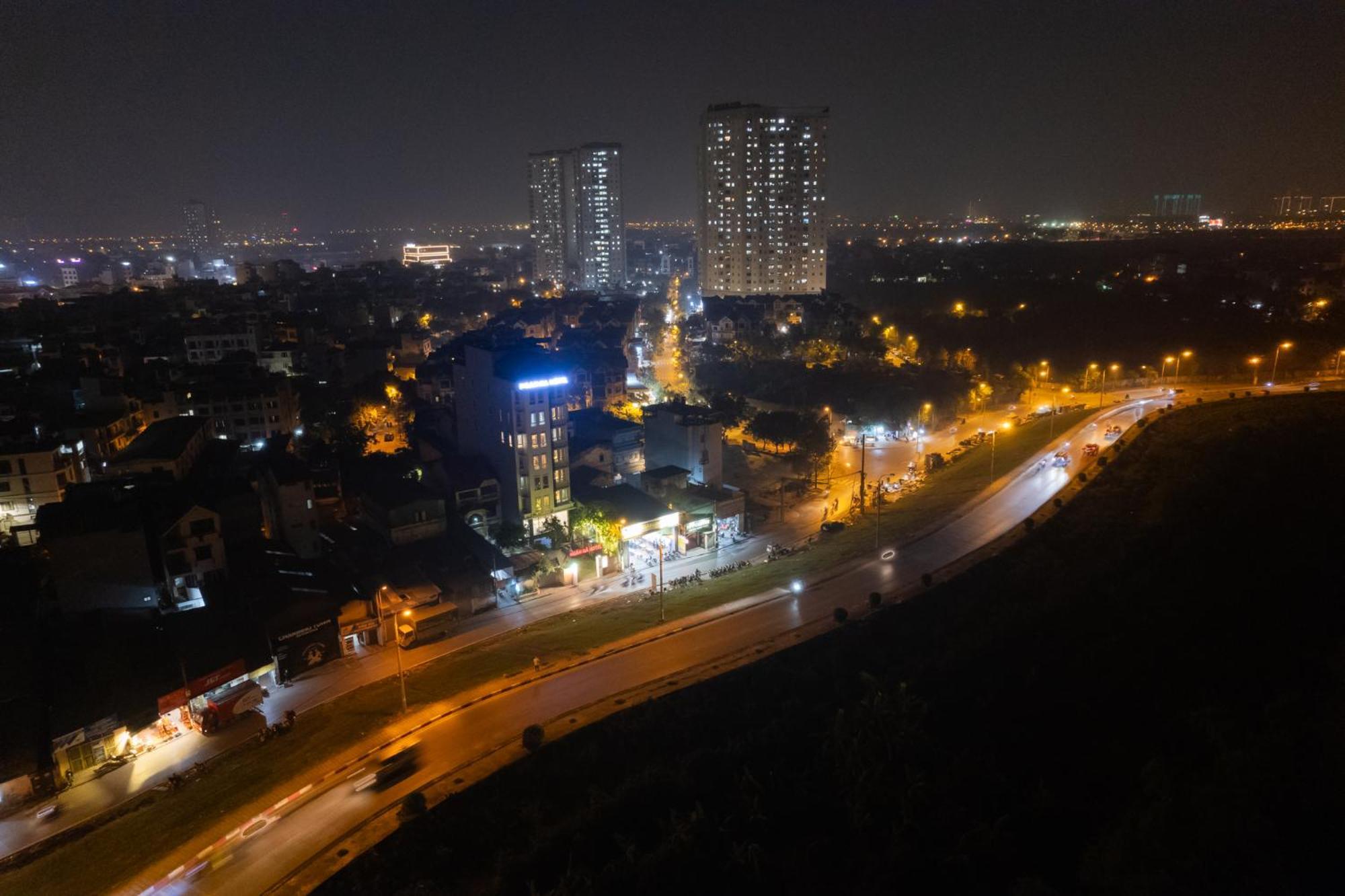 Ngan Ha Hotel Long Bien Ханой Екстериор снимка