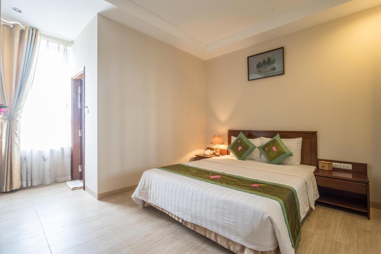 Ngan Ha Hotel Long Bien Ханой Екстериор снимка